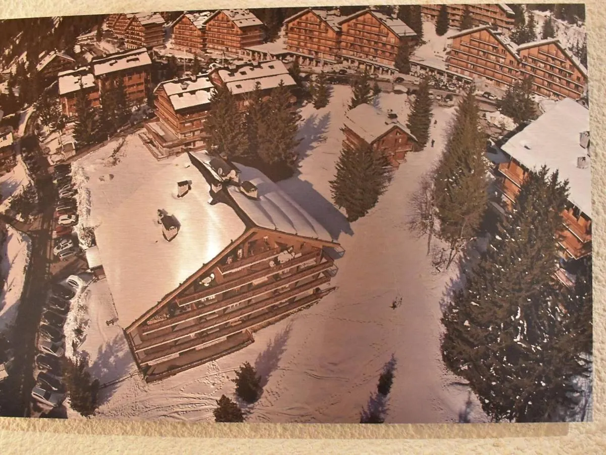 Spacieux Appartement 9P Avec Cheminee, Balcon Sud, Proche Pistes - Meribel - Fr-1-180-330 Les Allues 0*,  Fransa